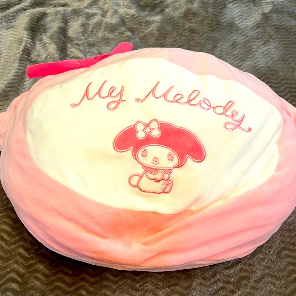 NWT RARE FURYU My Melody - Super Soft Round Cushion / Pillow - Japan